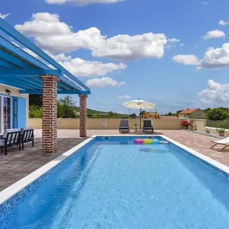 Jurenda Comfortable Villa