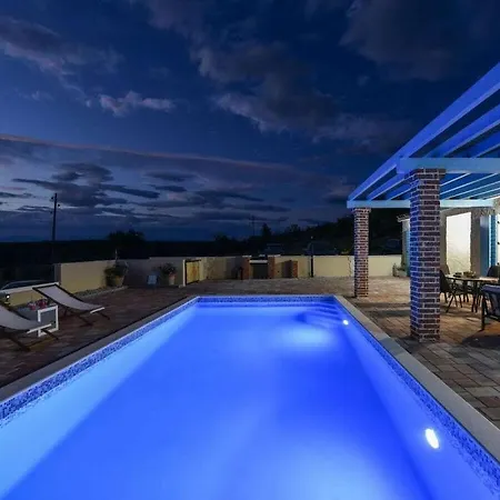 Jurenda Comfortable *