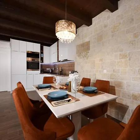 Jurenda Comfortable * Sukošan