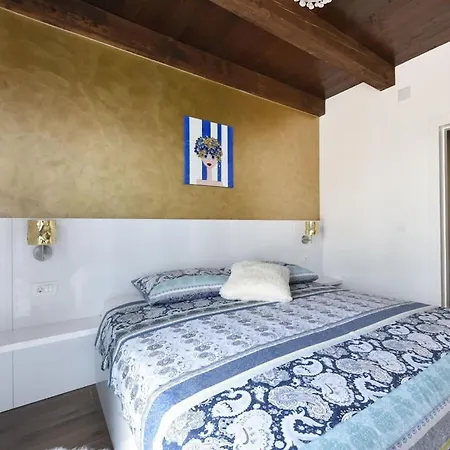 Jurenda Comfortable * Sukošan