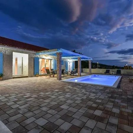 Villa Jurenda Comfortable *