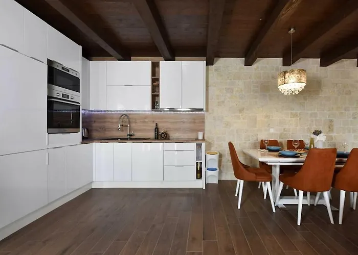 Jurenda Comfortable Sukošan