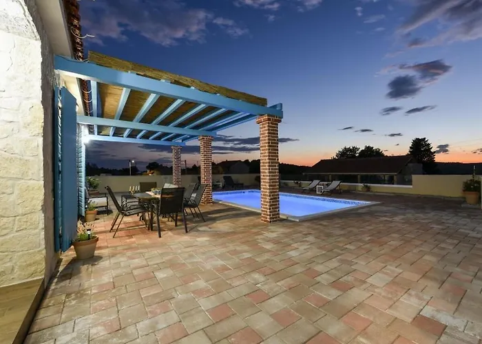 Jurenda Comfortable Sukošan