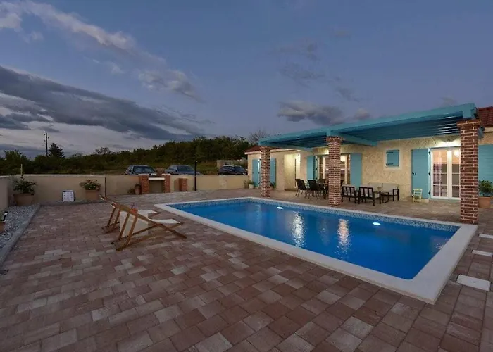 Jurenda Comfortable Villa Sukošan